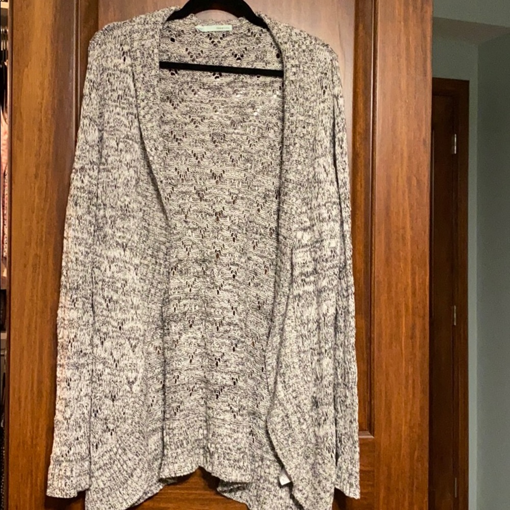 Knitted cardigan